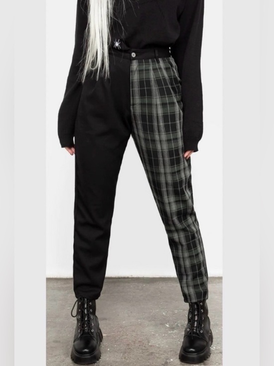 Disturbia Pants - NWT Disturbia Checkmate High Waist Tapered Trousers size 18